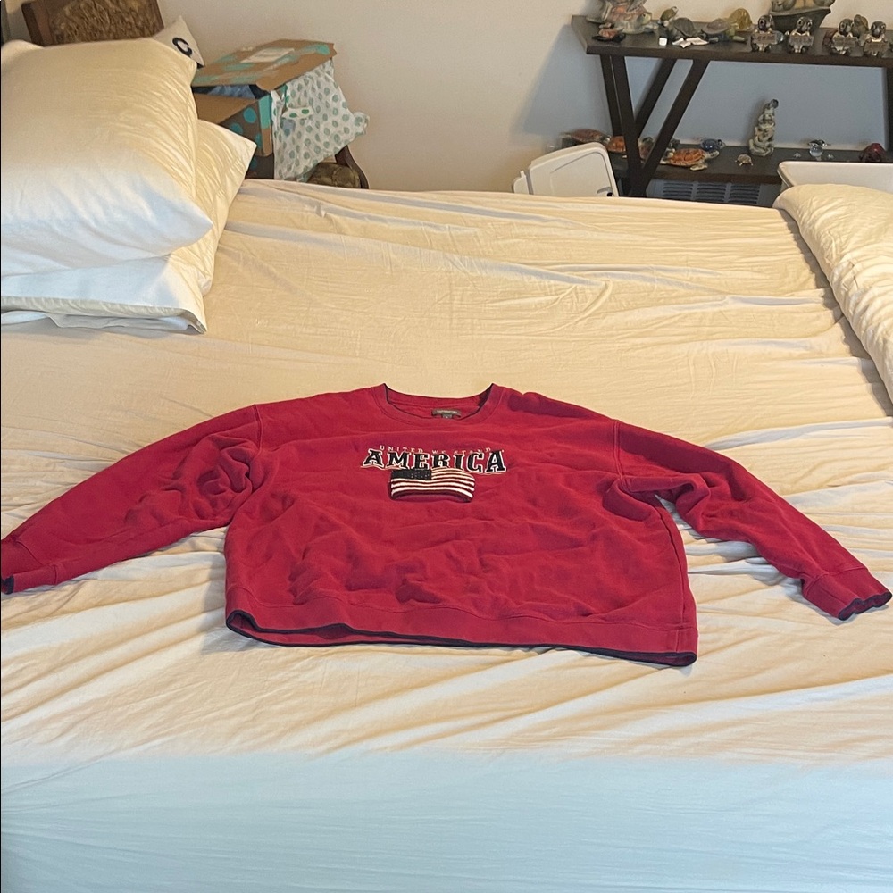 Croft & Barrow Red Crewneck Sweater with American Flag